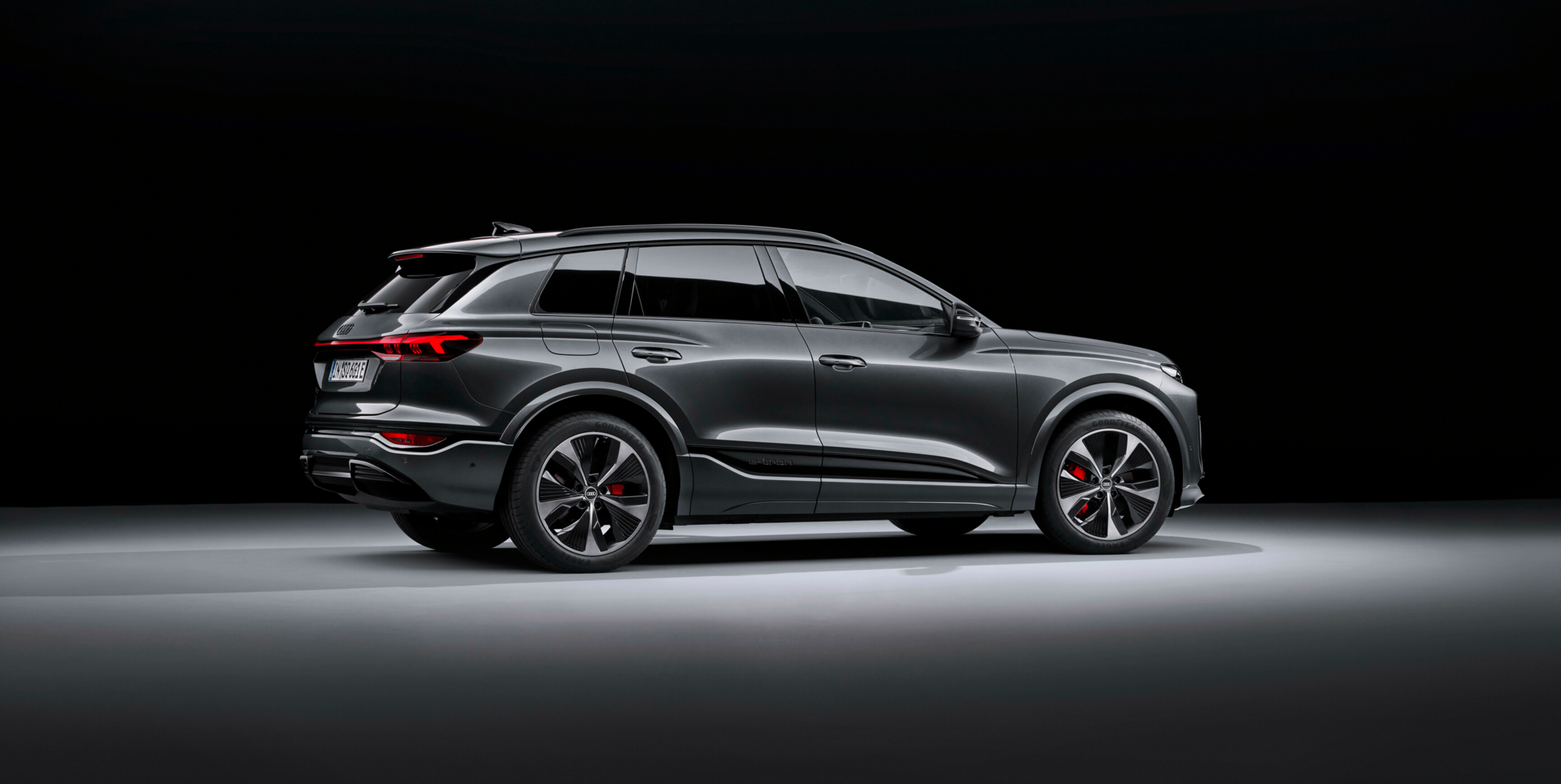 Novi Audi SQ6 e-tron