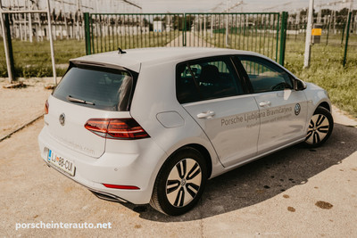 VW-E-GOLF-DOSEG-DOMET-BATERIJA-CENA-CENIK-porsche-inter-auto-zaloga-rabljeni_6