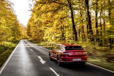 VW-VOLKSWAGEN-ARTEON-R-SHOOTING-BRAKE-CENA-CENIK-2020-2021_14_1