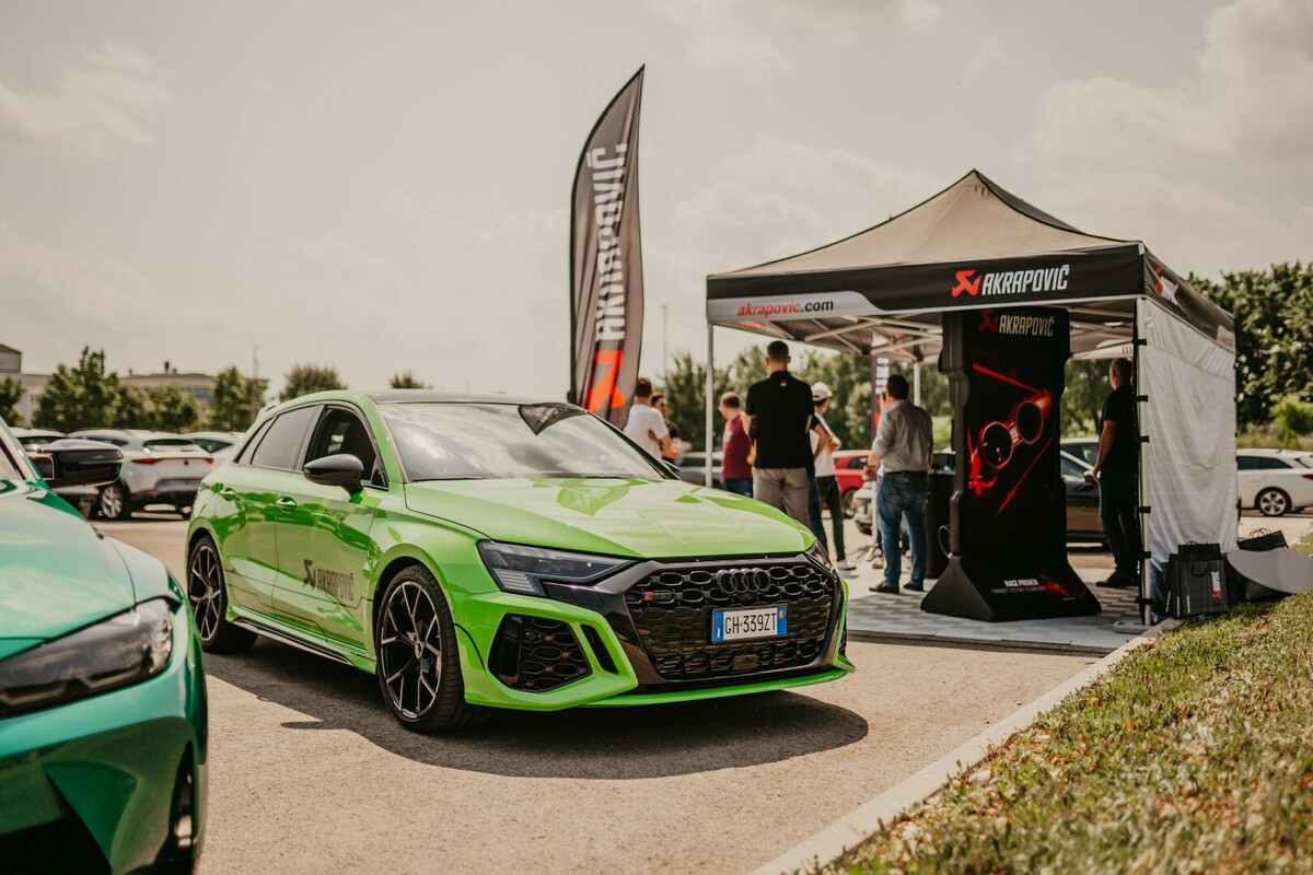 Novi Audi RS 3 2022 Akrapovič