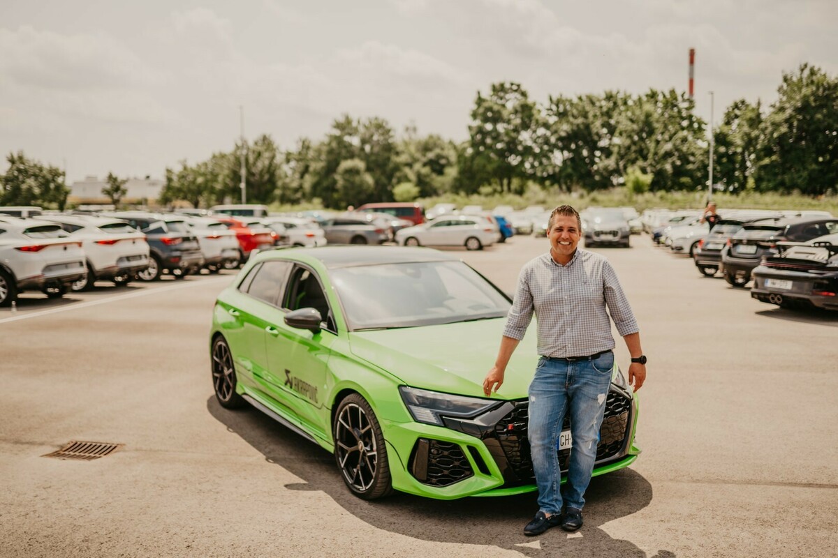 Audi RS 3 2022 z Akrapovič sistemom in Boštjan Lovšin