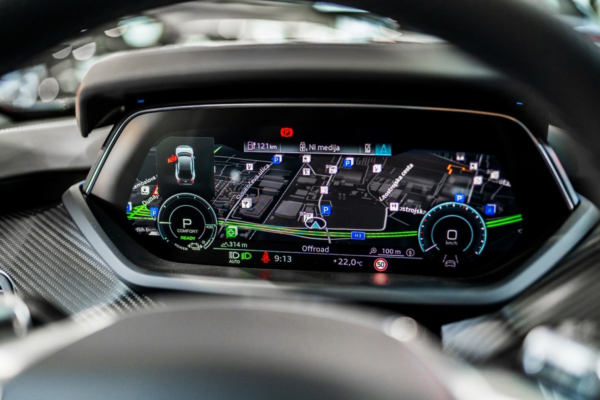 Novi Audi e-tron RS GT