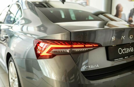 nova-skoda-octavia-2024-porsche-inter-auto-6-1