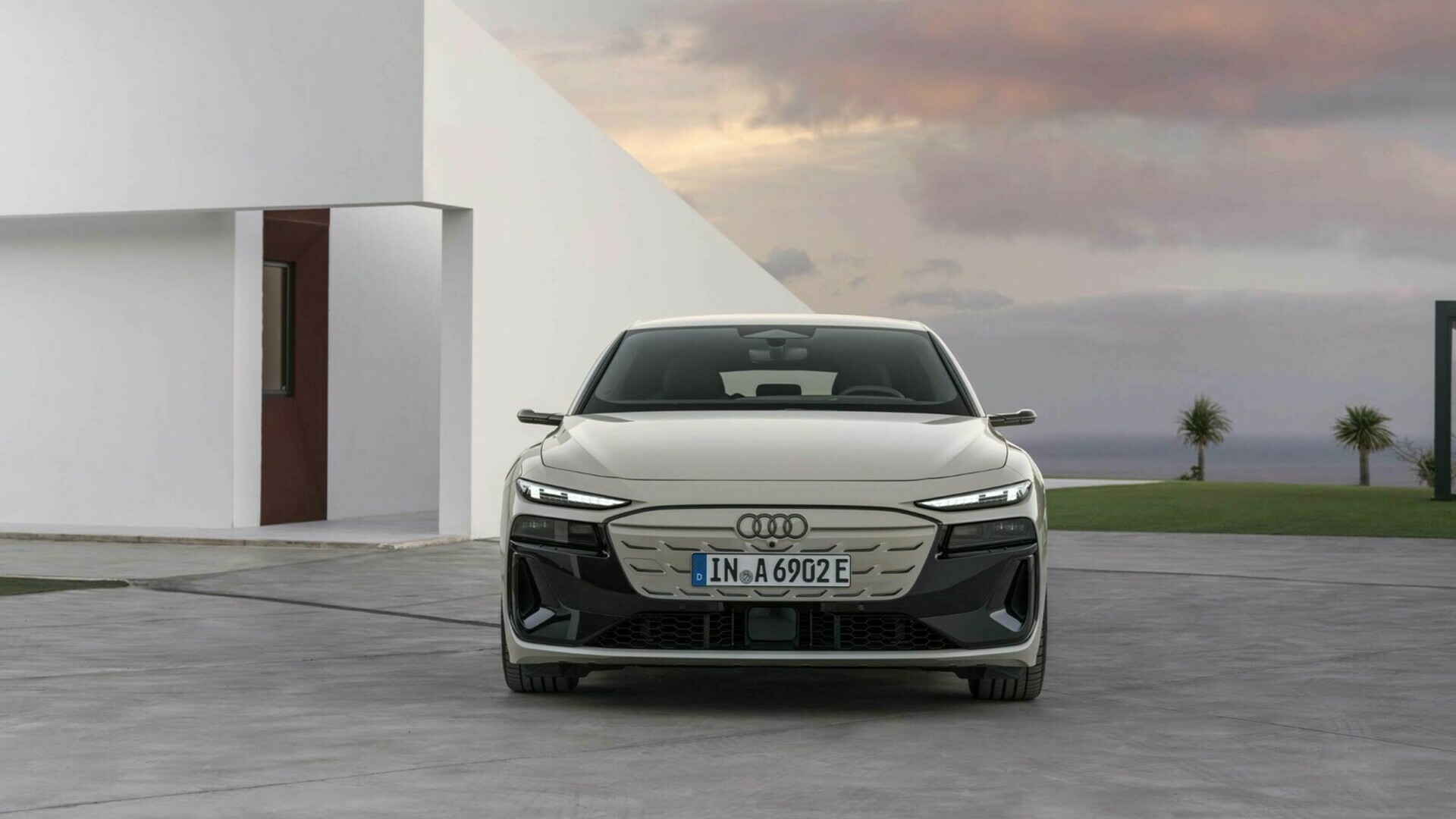 novi-audi-a6-sportback-e-tron-2025-1