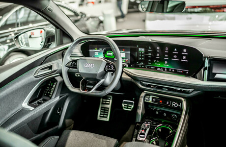 novi-audi-q5-2025-porsche-inter-auto-cena-cenik-tfsi-tdi-quattro-ponudba-slovenija-_17