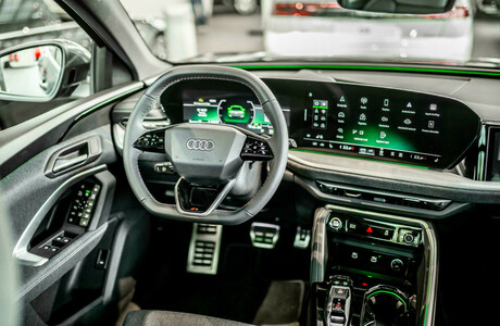 novi-audi-q5-2025-porsche-inter-auto-cena-cenik-tfsi-tdi-quattro-ponudba-slovenija-_18