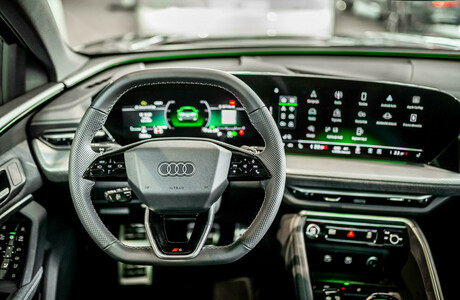 novi-audi-q5-2025-porsche-inter-auto-cena-cenik-tfsi-tdi-quattro-ponudba-slovenija-_19