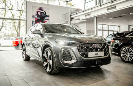 novi-audi-q5-2025-porsche-inter-auto-cena-cenik-tfsi-tdi-quattro-ponudba-slovenija-_3