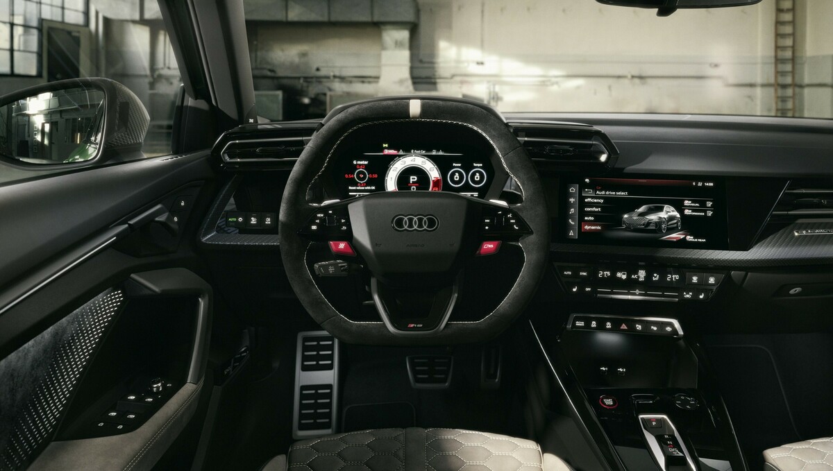 Novi Audi RS 3 competition limited