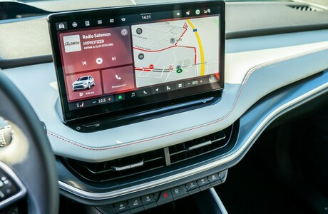 novi-skoda-elroq-cena-novosti-akcije-porsche-inter-auto-slovenia-2025-37