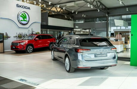 novi-skoda-superb-combi-2024-porsche-inter-auto-12