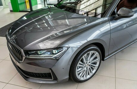 novi-skoda-superb-combi-2024-porsche-inter-auto-34