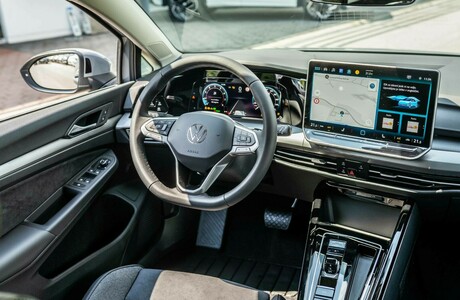 novi-vw-golf-8-5-2024-porsche-inter-auto-cena-akcija-26