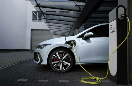 novi-vw-golf-8-gte-2024-11_1