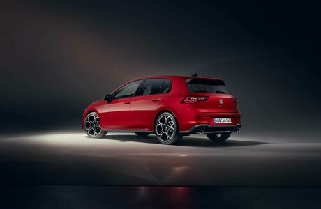 novi-vw-golf-8-gti-2024-11_1