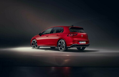 novi-vw-golf-8-gti-2024-11