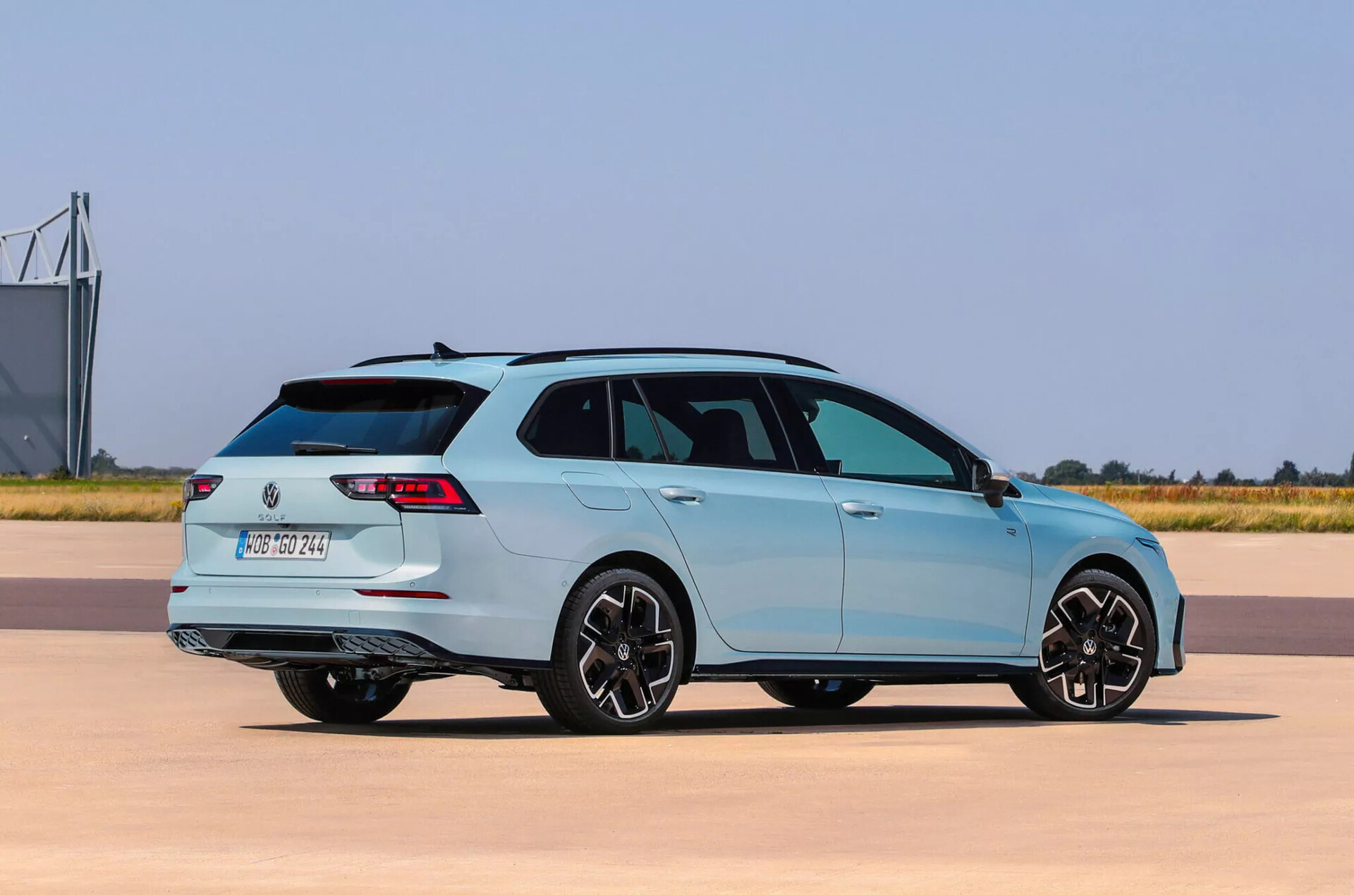 Novi VW Golf 8.5 Variant R-Line