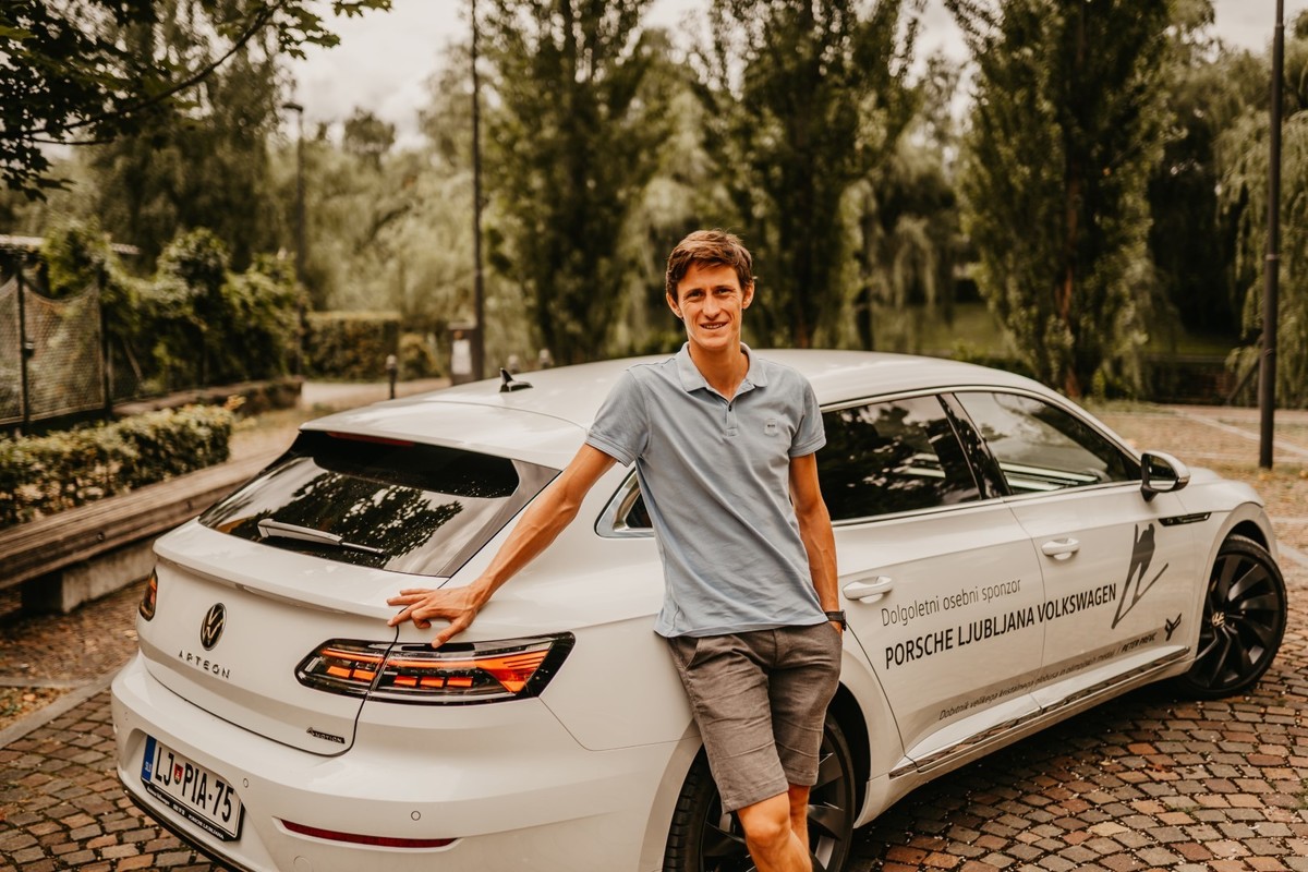 VW Arteon Shooting Brake 2021 in Peter Prevc