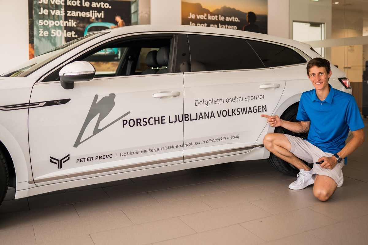 VW Arteon Shooting Brake 2021 in Peter Prevc