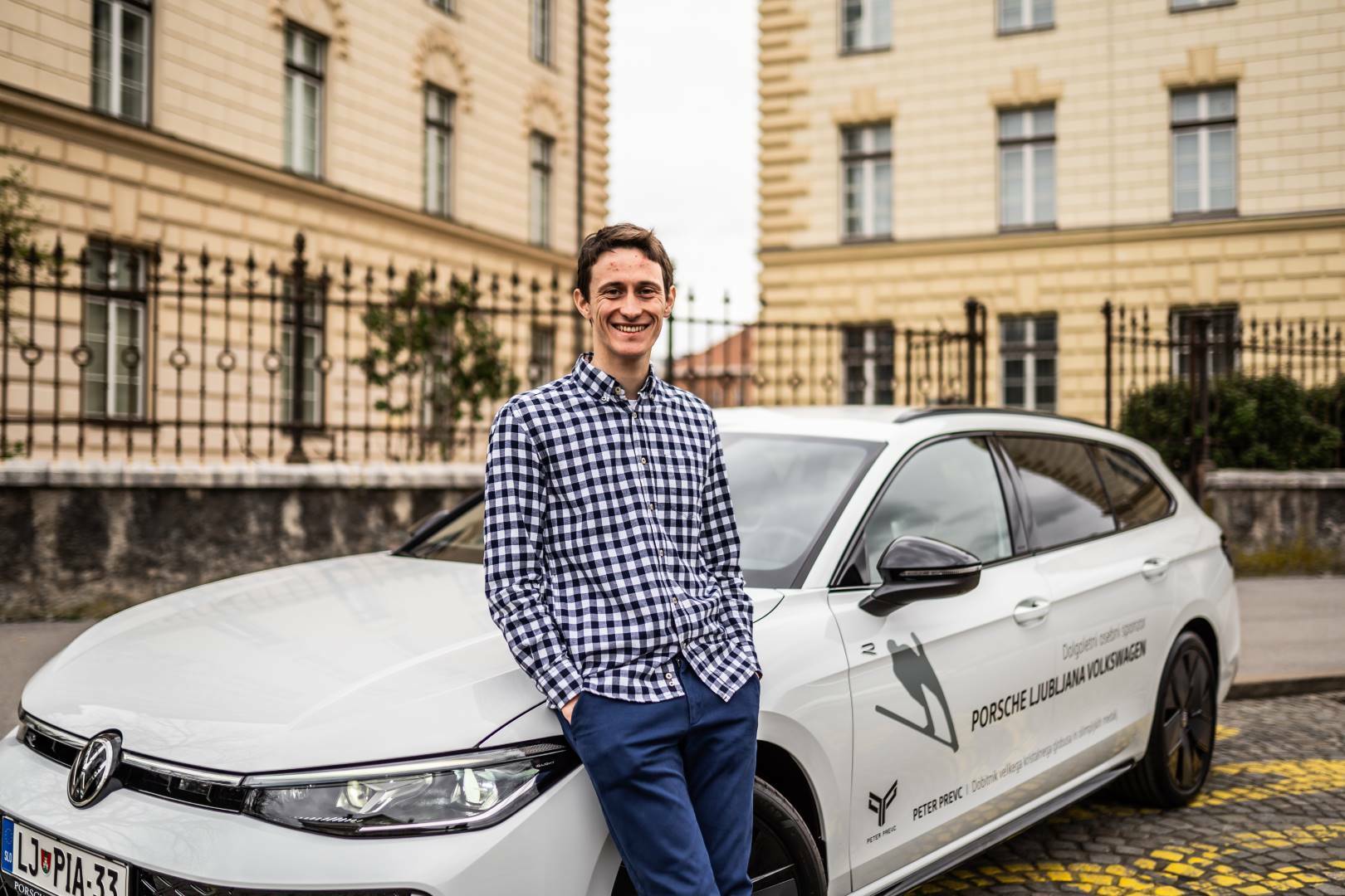 Peter Prevc in novi VW Passat Variant R-Line