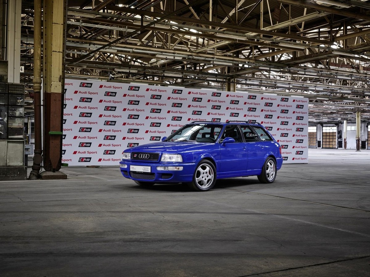 Audi RS2