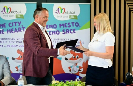 porsche-ptujska-cesta-seat-cupra-sponzor-3