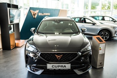 porsche-verovskova-cupra-formentor-ateca_8