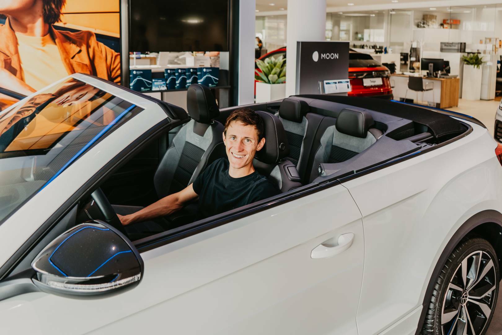 Peter Prevc in novi VW T-Roc Cabrio