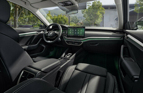 skoda-octavia-2024-1