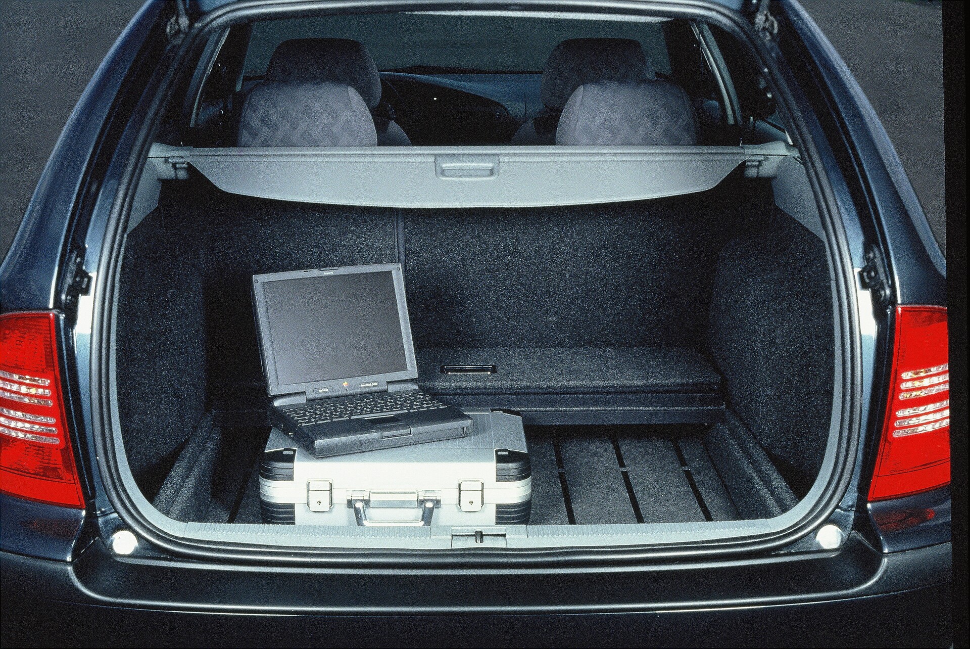 Velik prtljažnik s prostornino od 548 do 1.512 litrov