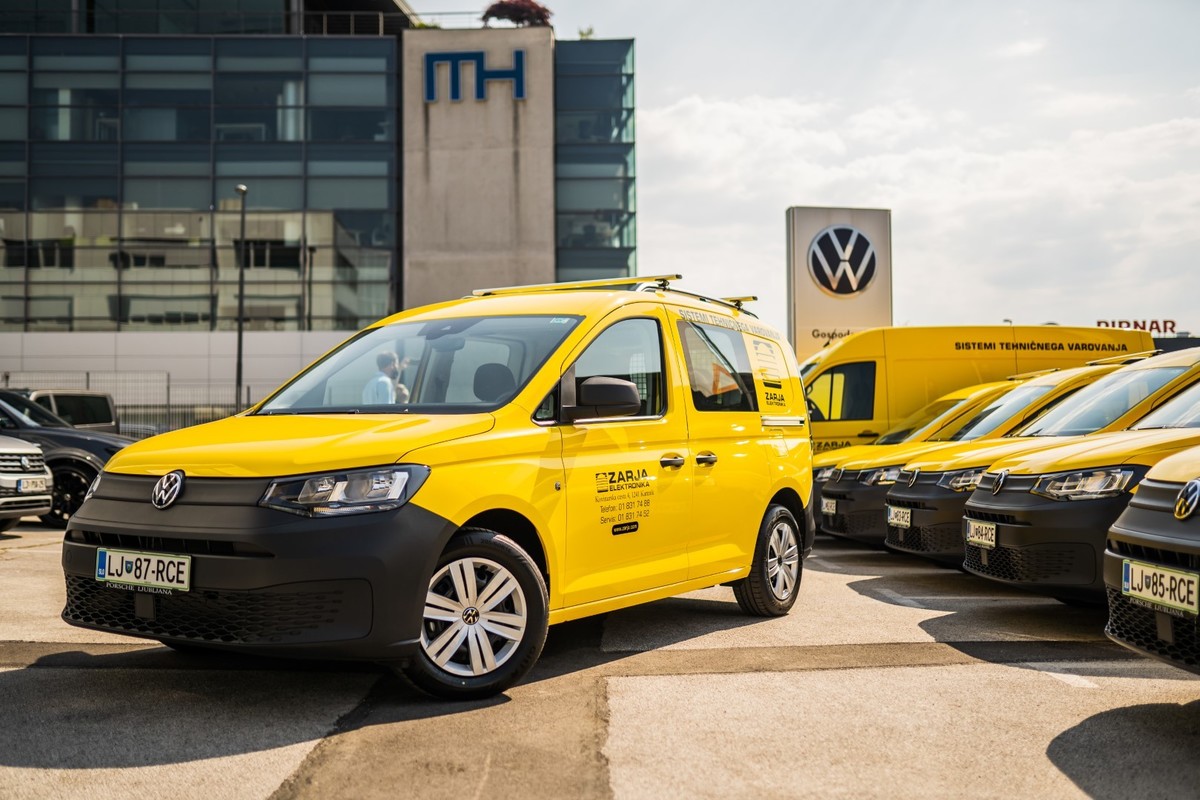 VW Caddy in Zarja Elektronika