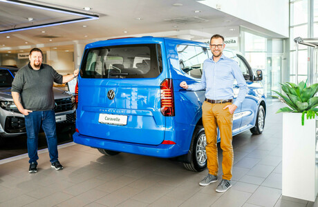 vw-caravelle-volkswagen-motorji-cena-cenik-kombi-potniski-porsche-inter-auto-sloven_18