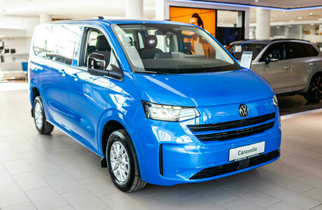 vw-caravelle-volkswagen-motorji-cena-cenik-kombi-potniski-porsche-inter-auto-sloven_20