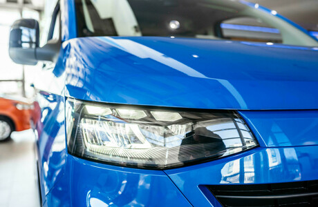 vw-caravelle-volkswagen-motorji-cena-cenik-kombi-potniski-porsche-inter-auto-sloven_5