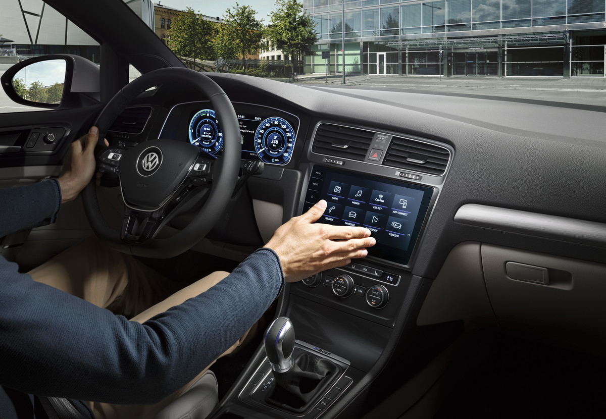 VW e-Golf notranjost