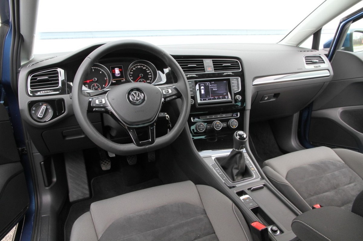 VW Golf 7 - notranjost