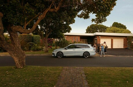 vw-golf-8-variant-2024-porsche-inter-auto-16