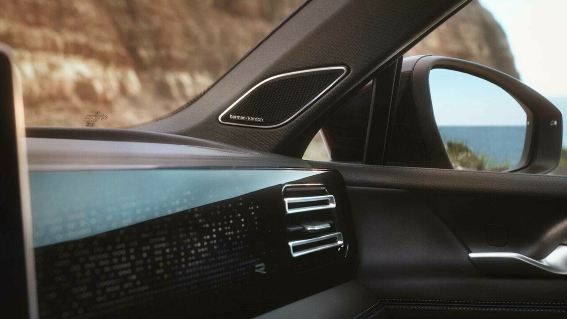 vw-golf-8-variant-2024-porsche-inter-auto-1