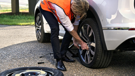 Asistenca Porsche Slovenija - avtomobilska asistenca 24 ur na dan