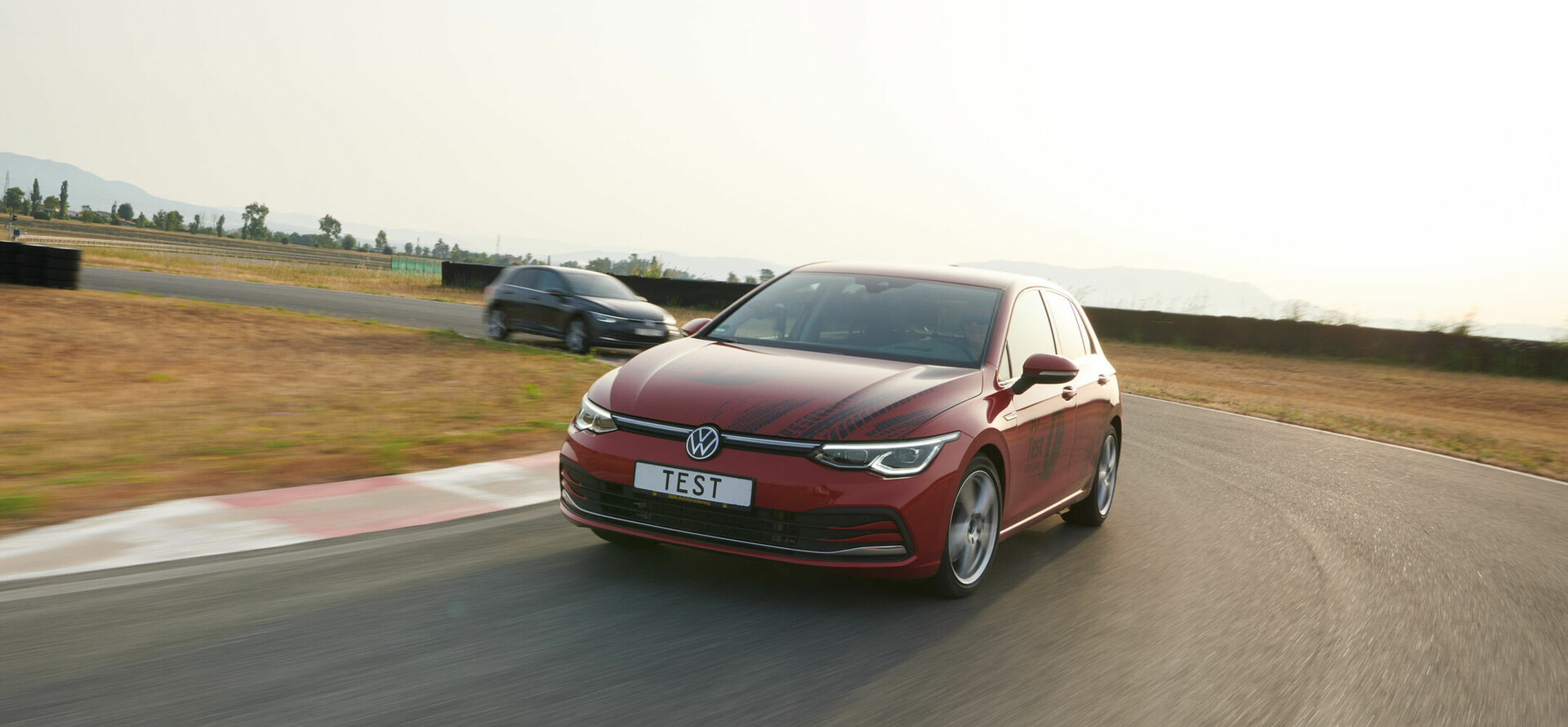 Test celoletnih pnevmatik - najnovejši test 2025