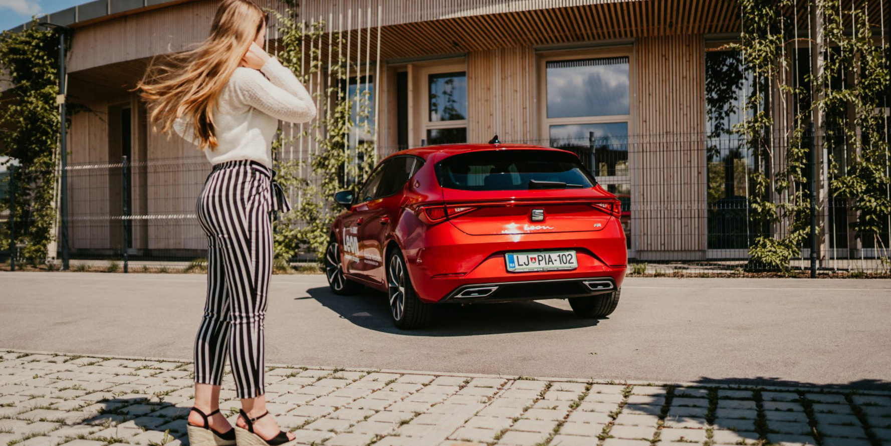 TEST: SEAT Leon FR 1.5 eTSI (110 kW, 150 KM) – tehnološko in stilsko dovršen avto!