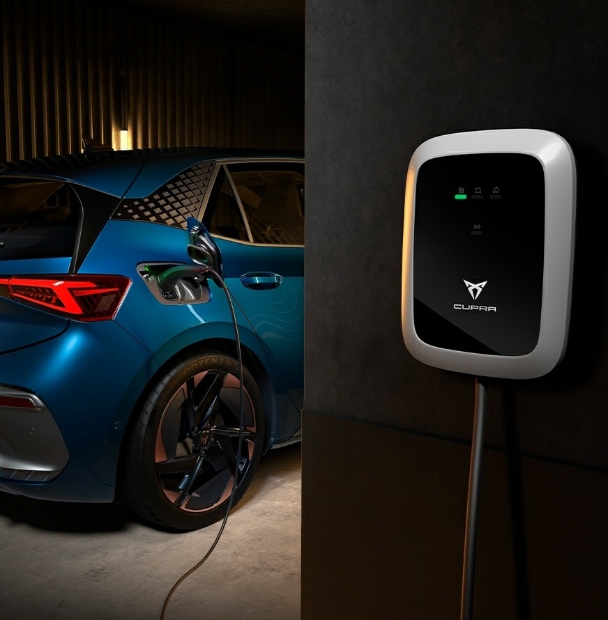 CUPRA CHARGER - hišna električna polnilnica z montažo!