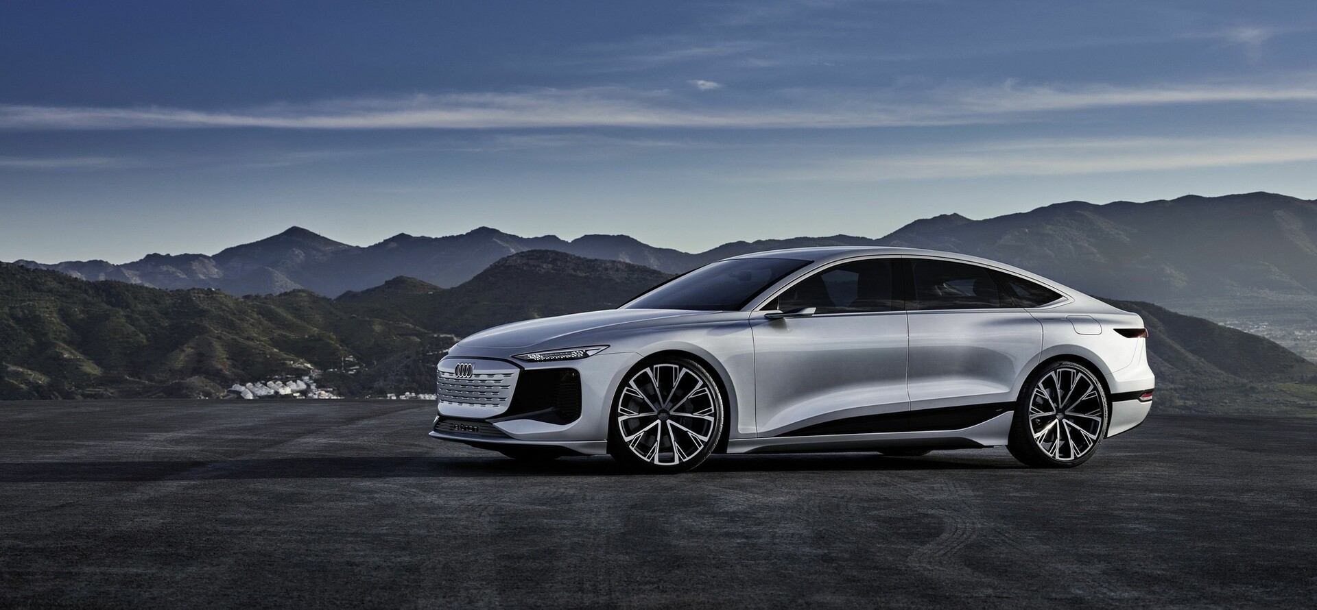 ELEKTRIČNI AVTOMOBILI 2023: preverite vse razkrite novosti!