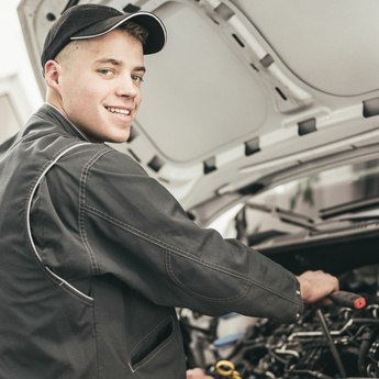 Servis za vozila Volkswagen, Škoda, in Audi
