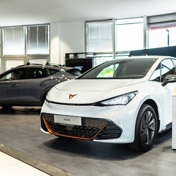 CUPRA Born vse bolj priljubljen!