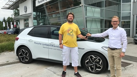 Gradimo medsebojno zaupanje s partnerskimi podjetji!