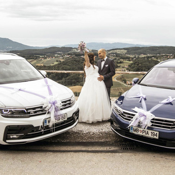 Ona-on sanjska poroka s Volkswagen in Porsche Maribor!