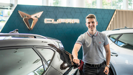 Novo v Ljubljani: CUPRA SALON pri Porsche Verovškova