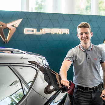 Novo v Ljubljani: CUPRA SALON pri Porsche Verovškova
