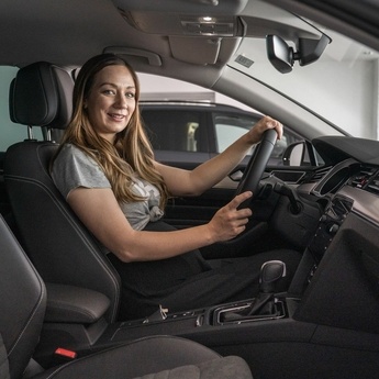 Barbi Završnik z novim Passatom k novim dogodivščinam!